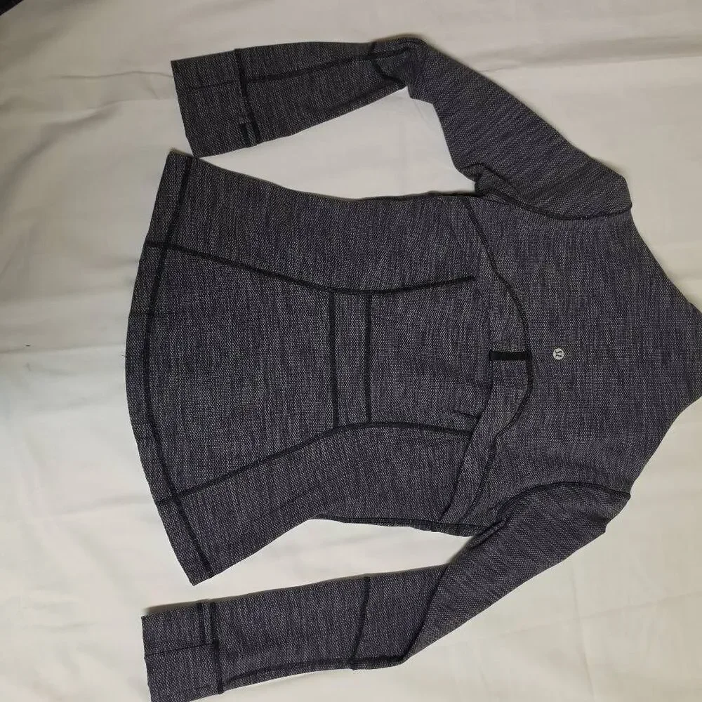 Lululemon Athletica Women's Define Jacket Size 6